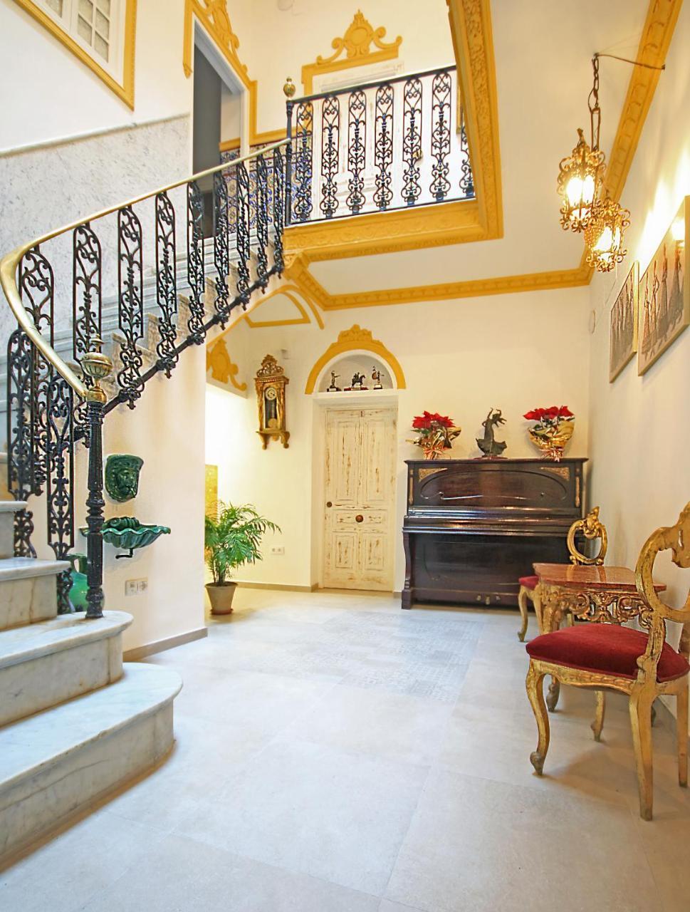 Palace House Hercules - Apartments เซบีญา ภายนอก รูปภาพ